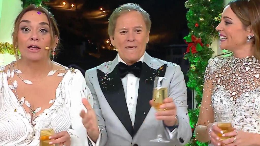 Toñi Moreno, Enrique Romero y Ana Hinestrosa en Canal Sur.