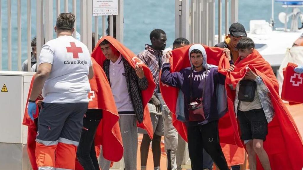 Inmigrantes de origen magrebí y subsahariano rescatados, en una imagen de archivo.