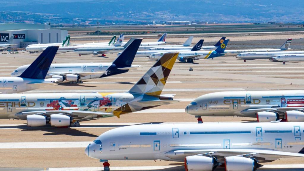 Aviones estacionados en el Aeropuerto de Teruel