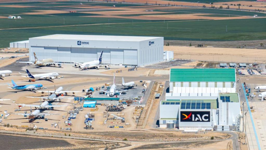 Naves de Tarmac y AIC en el Aeropuerto de Teruel
