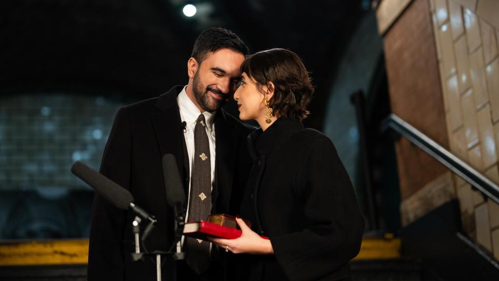 Zohran Mamdani junto a Rama Duwaji en la toma de investidura para la alcaldía.