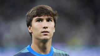 Gonzalo García, en un calentamiento con el Real Madrid