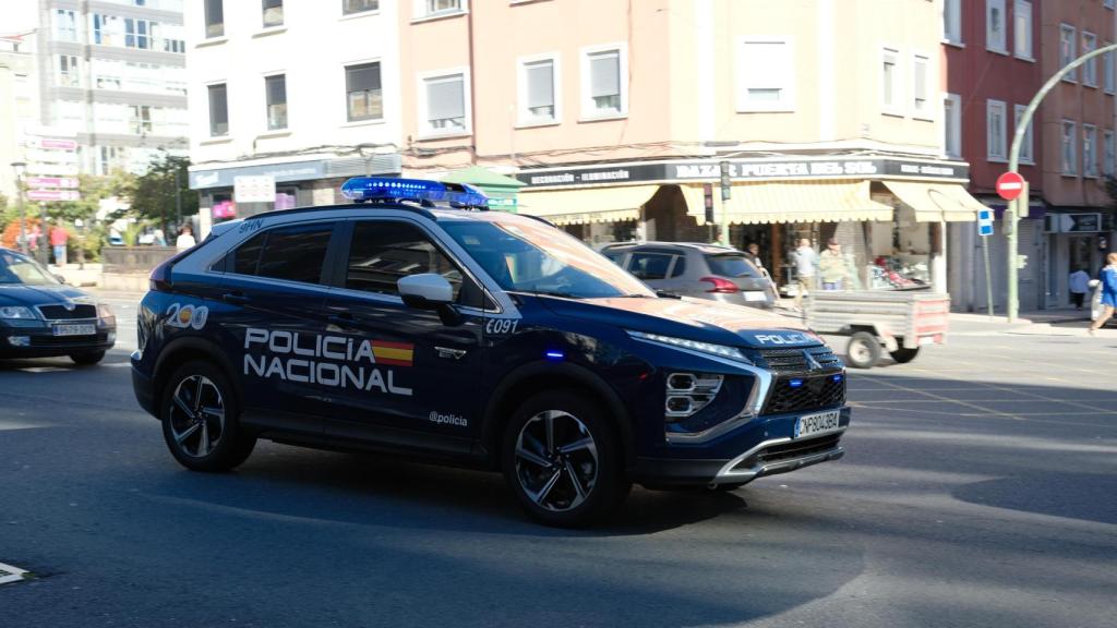 Coche de la Policía Nacional en A Coruña.