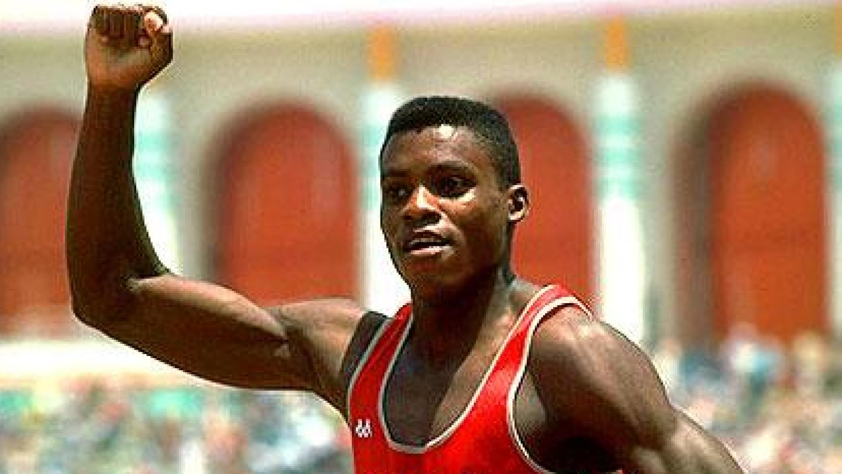 Carl Lewis (64), excampeón olímpico, y la clave de su éxito: Descubrí que la proteína de la carne no es tan importante