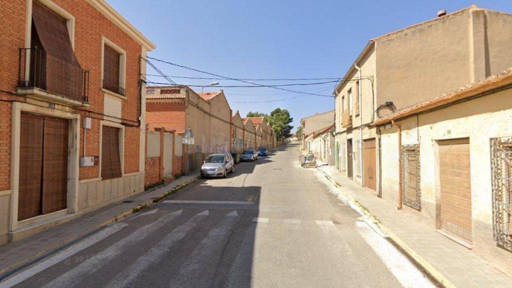 Calle Buen Suceso de Almansa (Albacete) donde se ha producido la intoxicación.