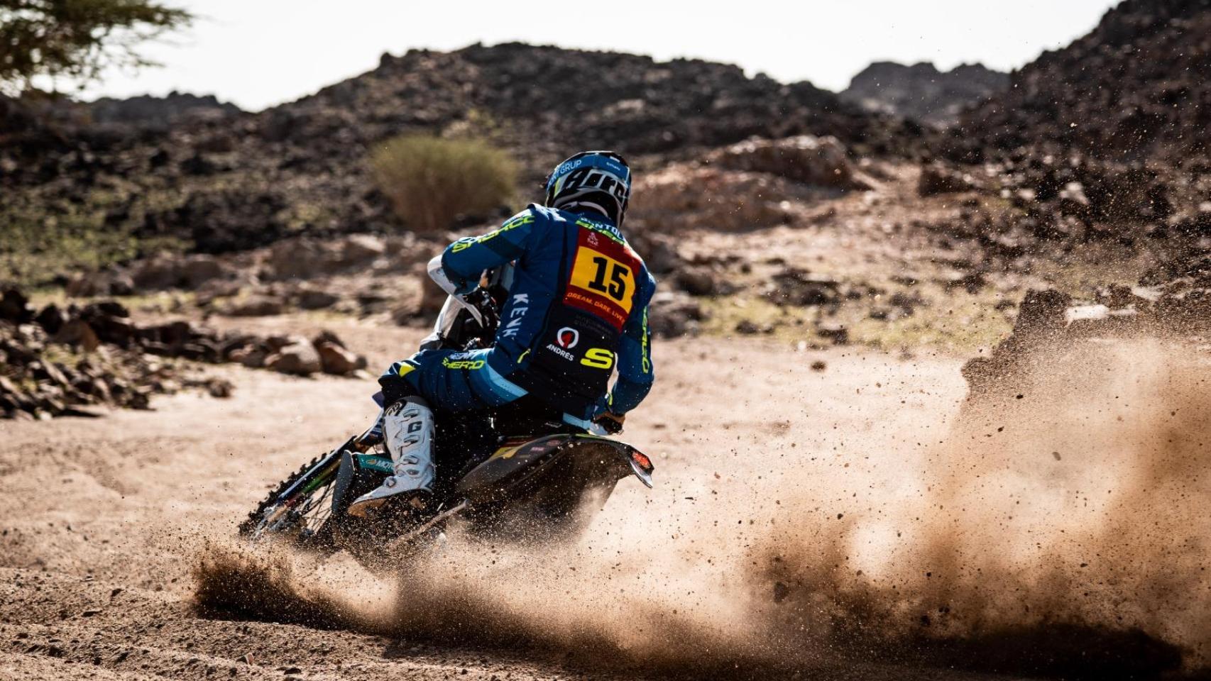 Lorenzo Santolino durante una etapa del Rally Dakar 2026.