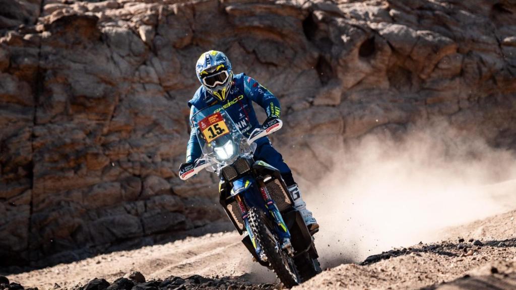 Lorenzo Santolino durante el Dakar 2026.