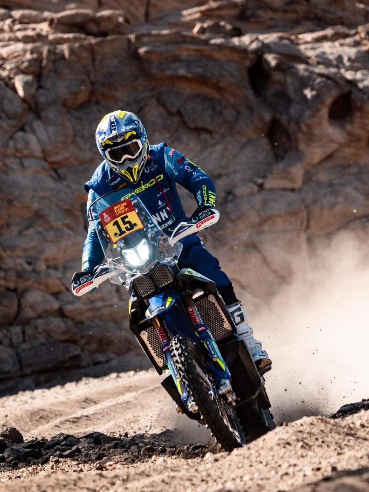 Lorenzo Santolino durante el Dakar 2026.