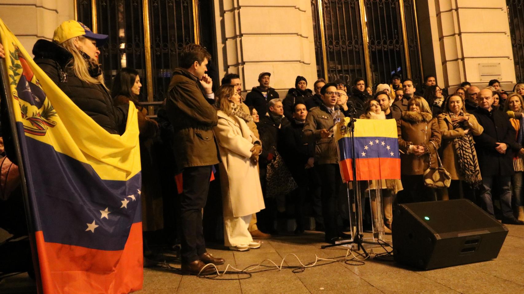 Concentración de venezolanos en Zaragoza