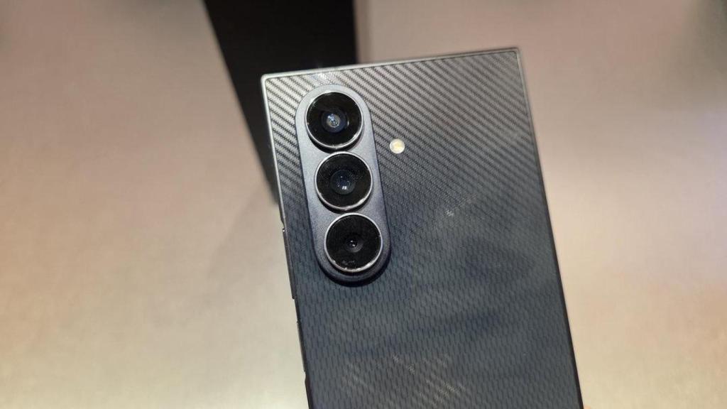 Samsung Galaxy Z Trifold