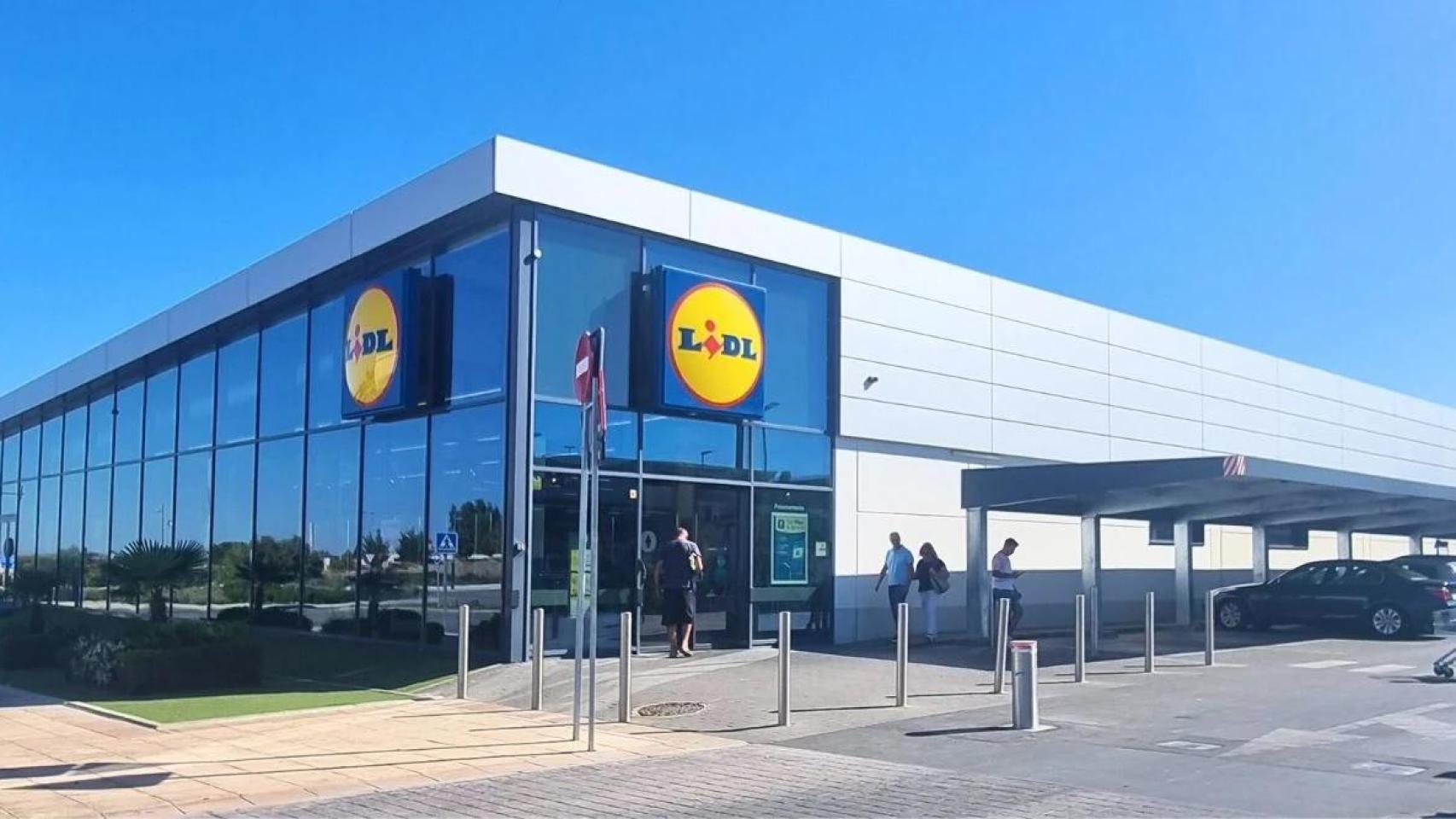 Fachada Lidl.