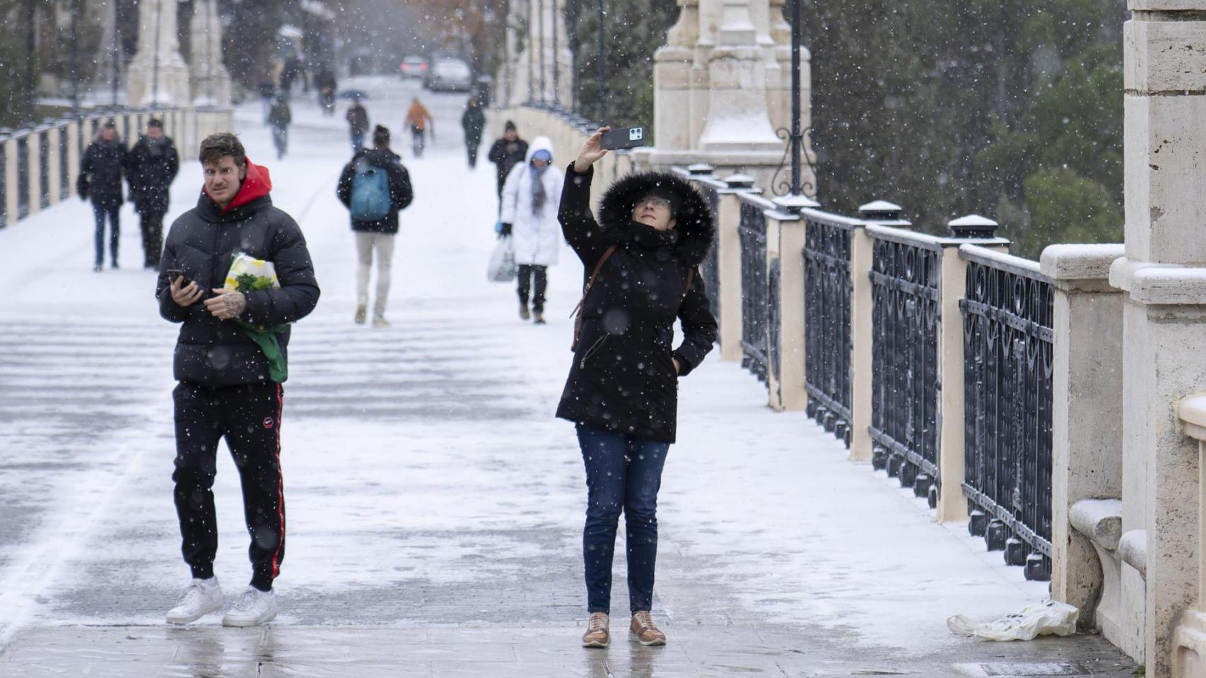 Borrasca Francis, en directo |El temporal hace peligrar la cabalgata de Reyes en varias ciudades del sur del país por las intensas lluvias