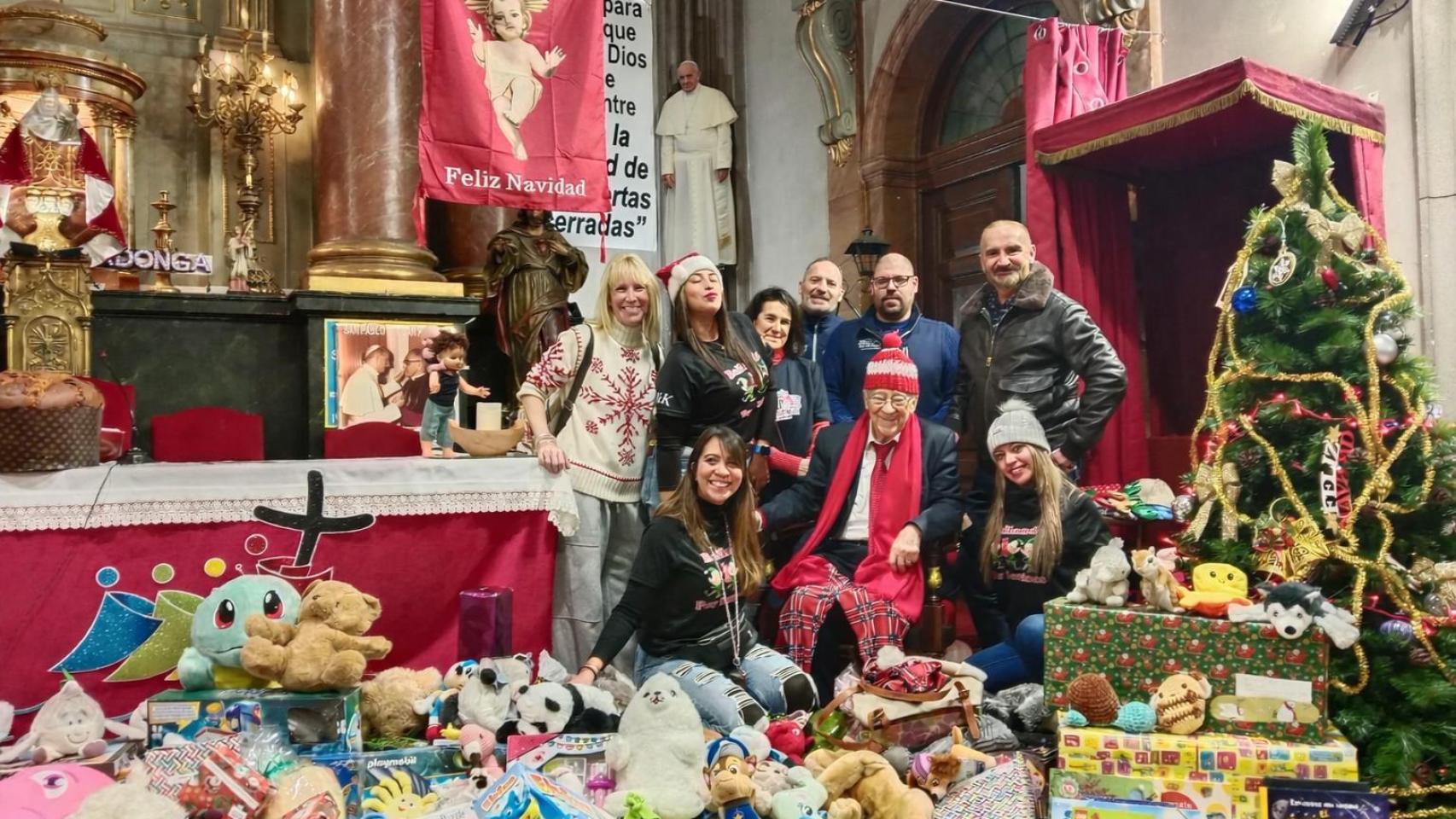 Imagen de la entrega de juguetes en Medina del Campo.