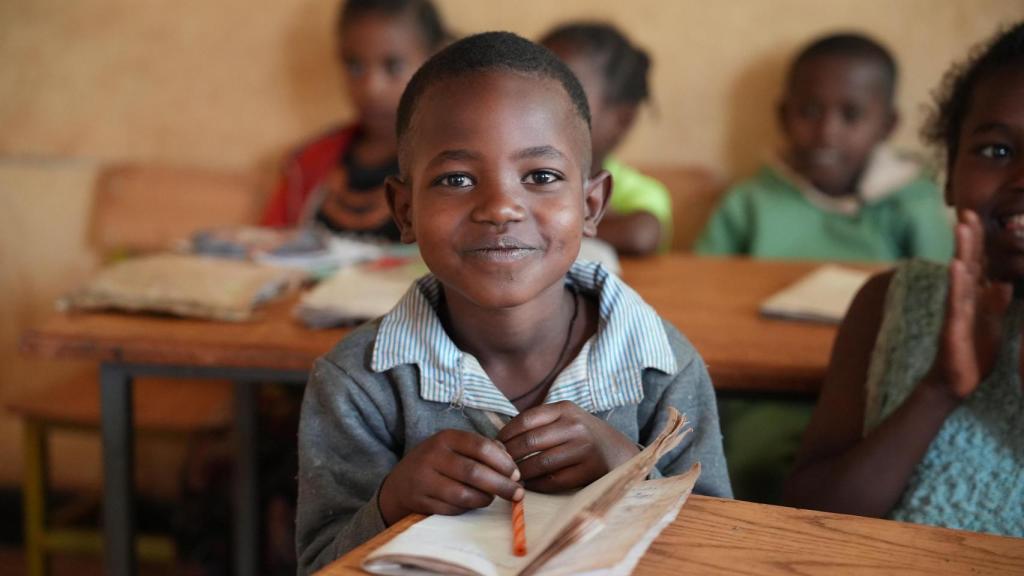 Misganu, en la escuela.