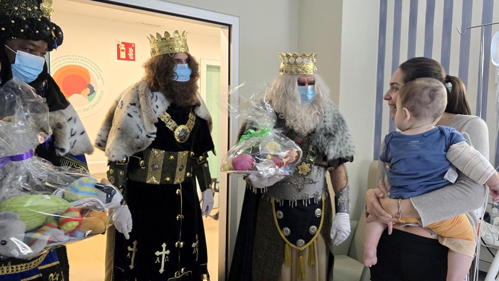 Los Reyes Magos en un hospital de Málaga.