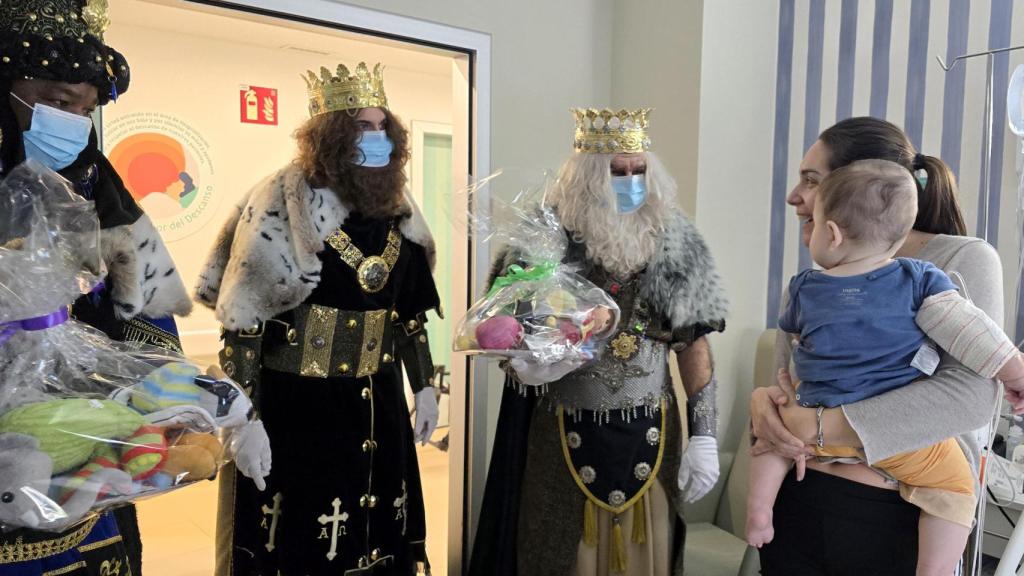 Los Reyes Magos en un hospital de Málaga.