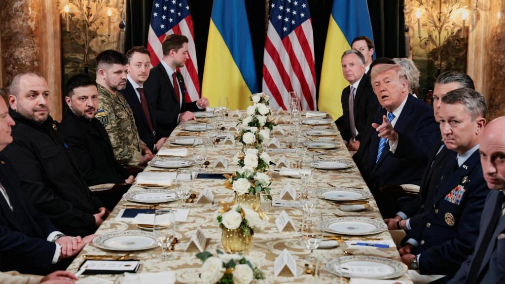 Steven Witkoff, at the reception table for Zelensky at Mar-a-Lago