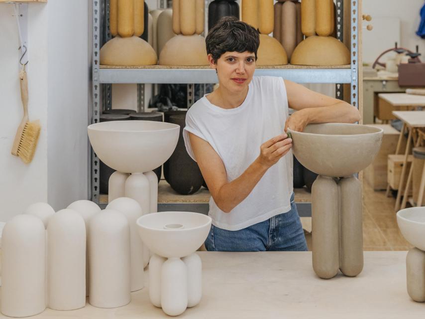 La ceramista Lisa Allegra.