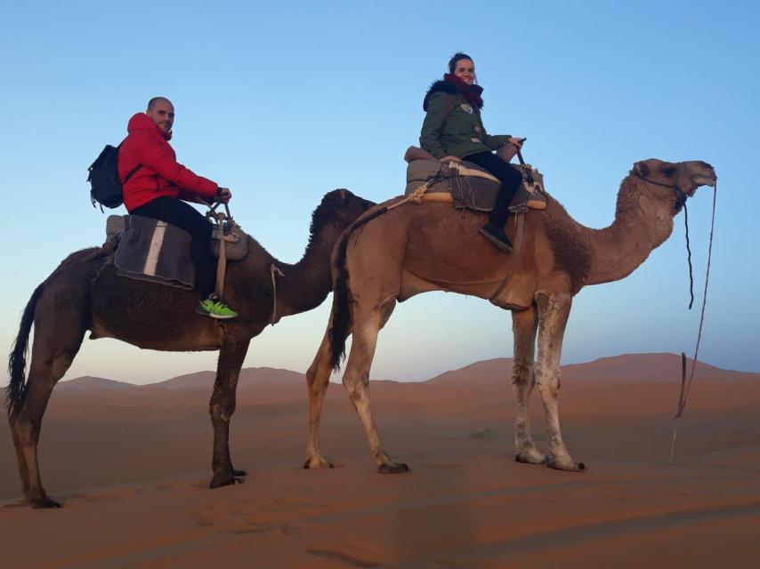 Pablo e Isabel en uno de sus viajes