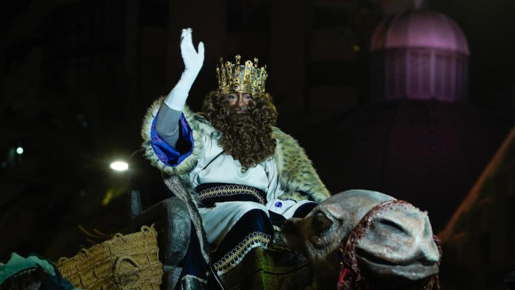 El rey Gaspar en la cabalgata de Alicante.