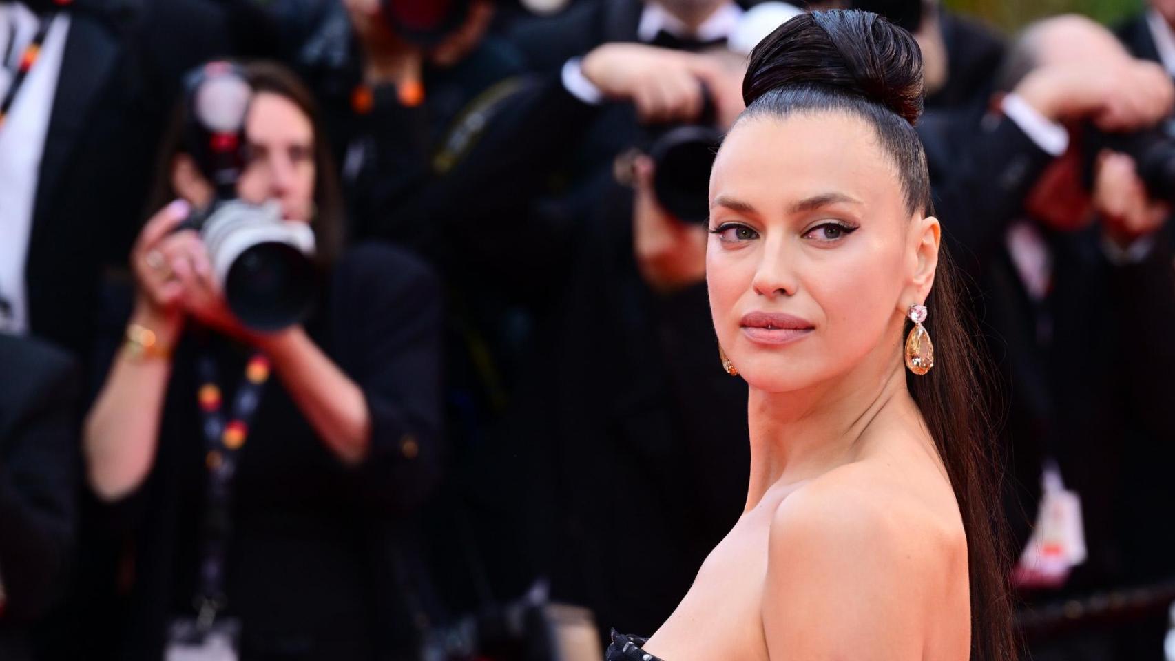 Irina Shayk en el Festival de Cannes 2025.