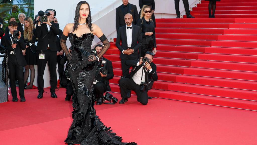 Irina Shayk en el Festival de Cannes 2025.
