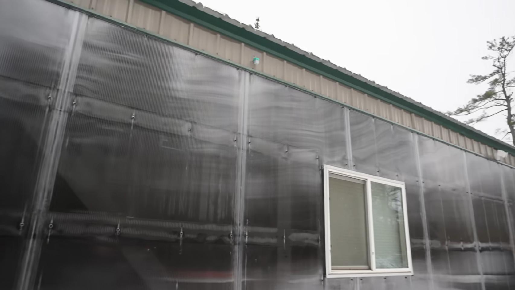 Exterior de un muro trombe