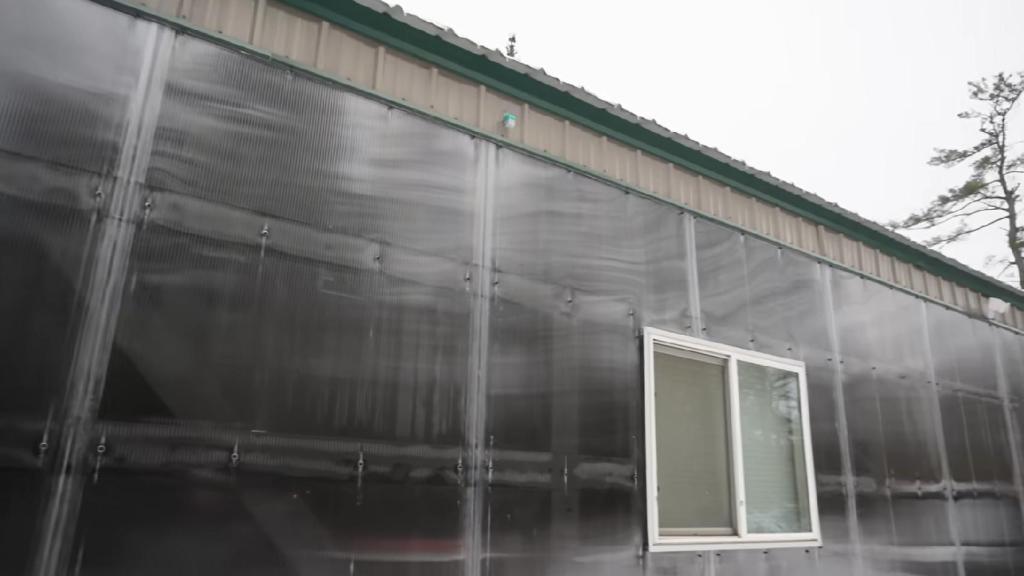 Exterior de un muro trombe