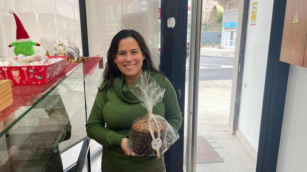 Carmen, médico y panadera, en Vigo.