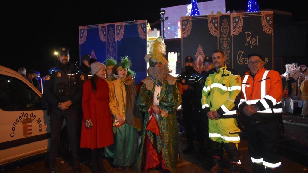 Nidia Arévalo con los Reyes Magos en Mos, Pontevedra