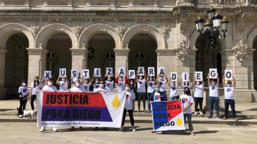 Una concentración promovida por la Plataforma Justicia para Diego.