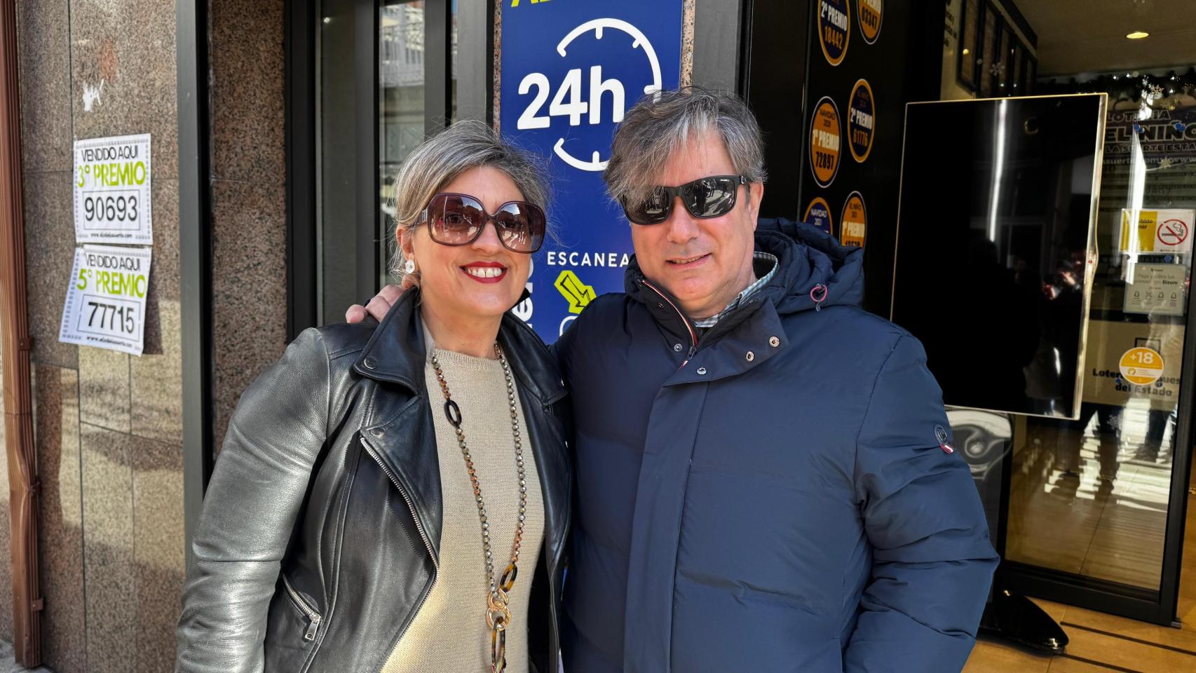 Jose y Silvia, vecinos de Baiona ganadores del Segundo Premio de la Lotería del Niño