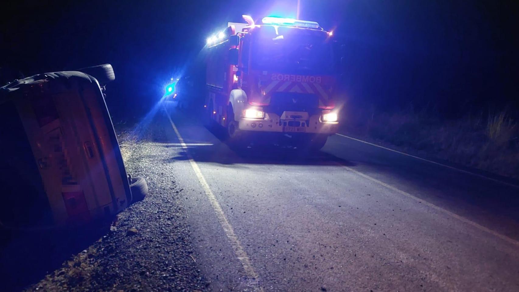 Accidente con vuelco en Ávila: tres niños de 2, 8 y 11 años y una mujer son trasladados al hospital