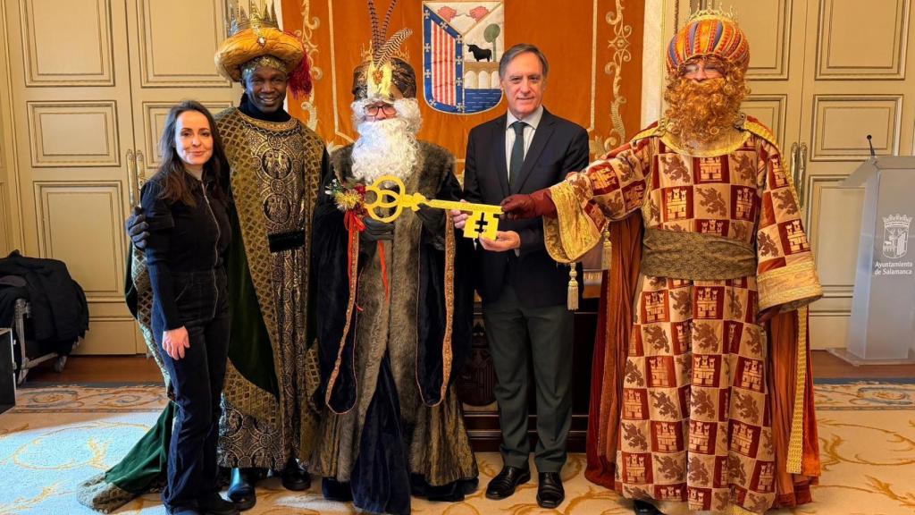 Recepción de los Reyes Magos de Oriente en el Ayuntamiento de Salamanca, en el día de ayer