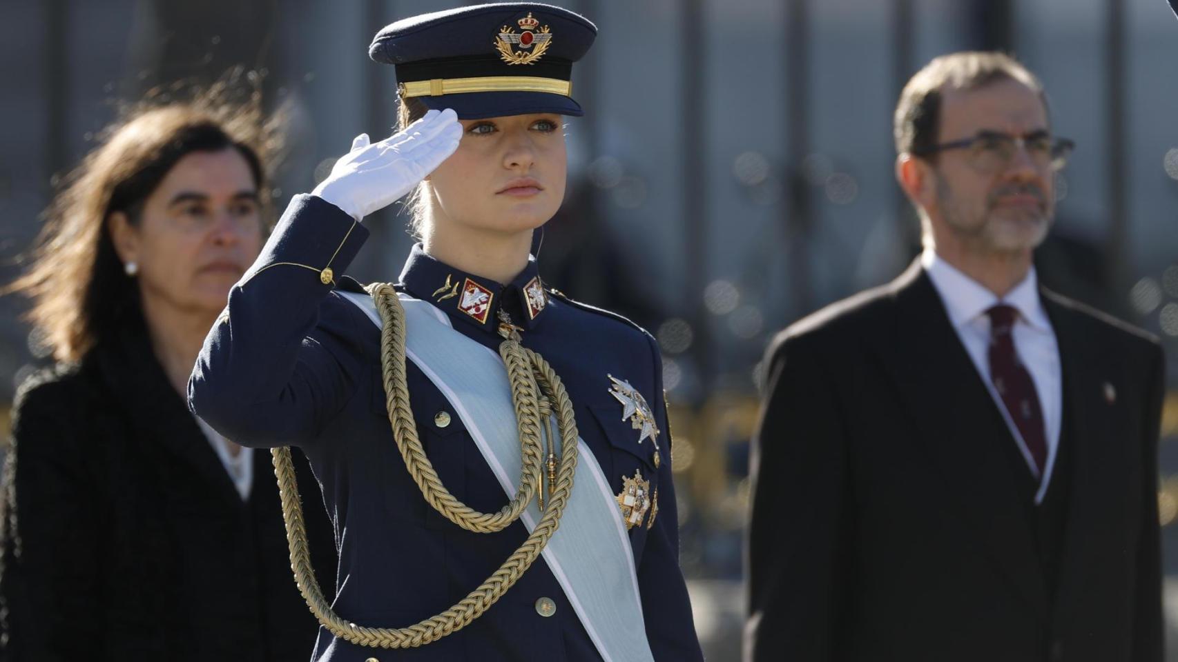 La princesa  Top Gun  está de vuelta: Leonor homenajea al Ejército del Aire vestida con su uniforme en la Pascua Militar