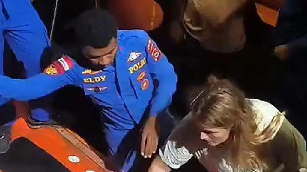 Imagen del rescate tras el naufragio.