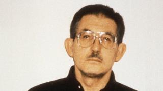 Aldrich Ames, el agente de la CIA que pasó secretos a los soviéticos, tras ser detenido.