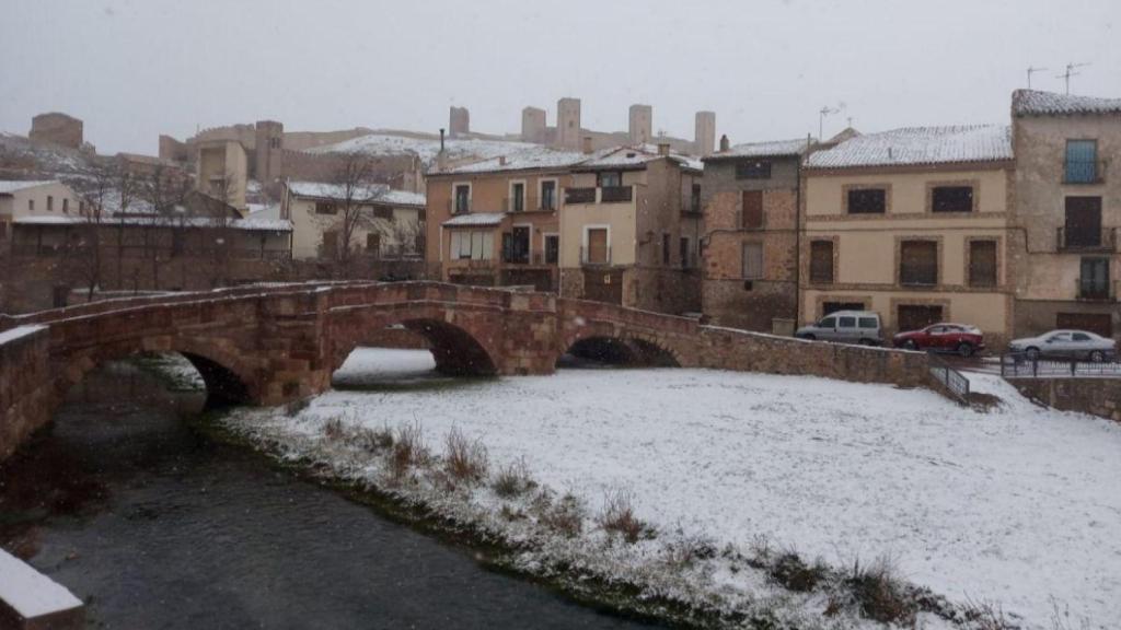 Imagen de Molina de Aragón con nieve.
