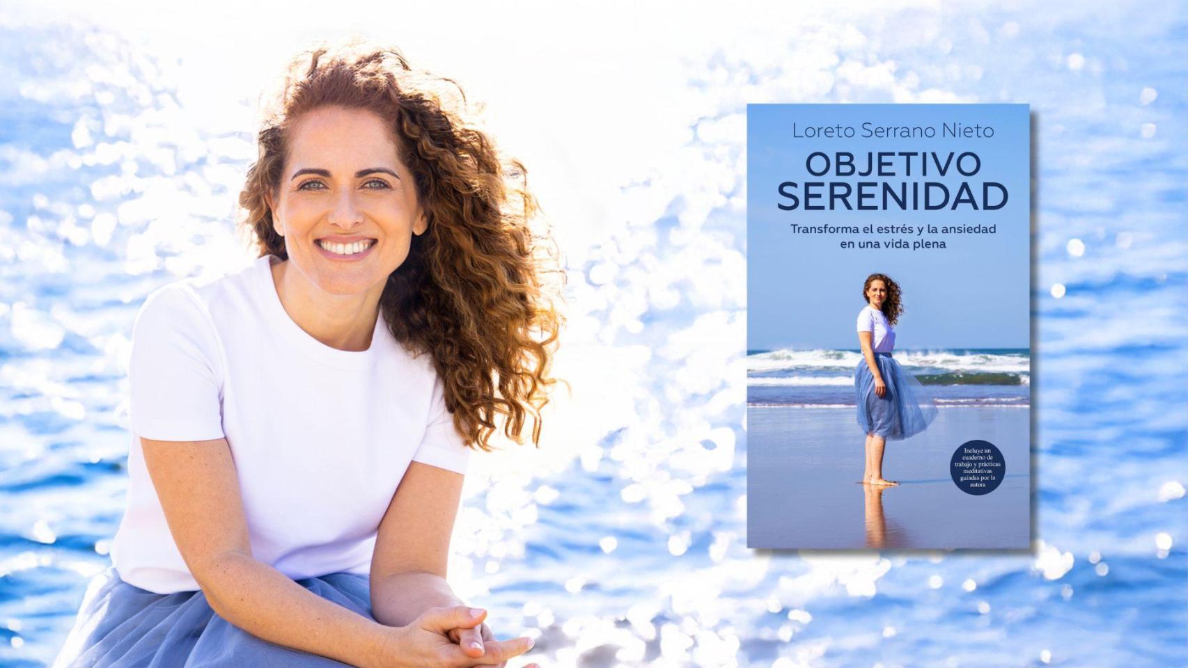 Loreto serrano Nieto posando junto con su libro 'Objetivo serenidad'.