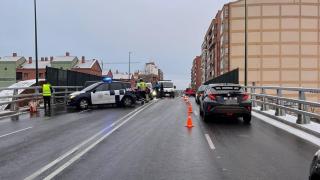 Se encuentran cortados los dos carriles de entrada a la ciudad por Arco de Ladrillo