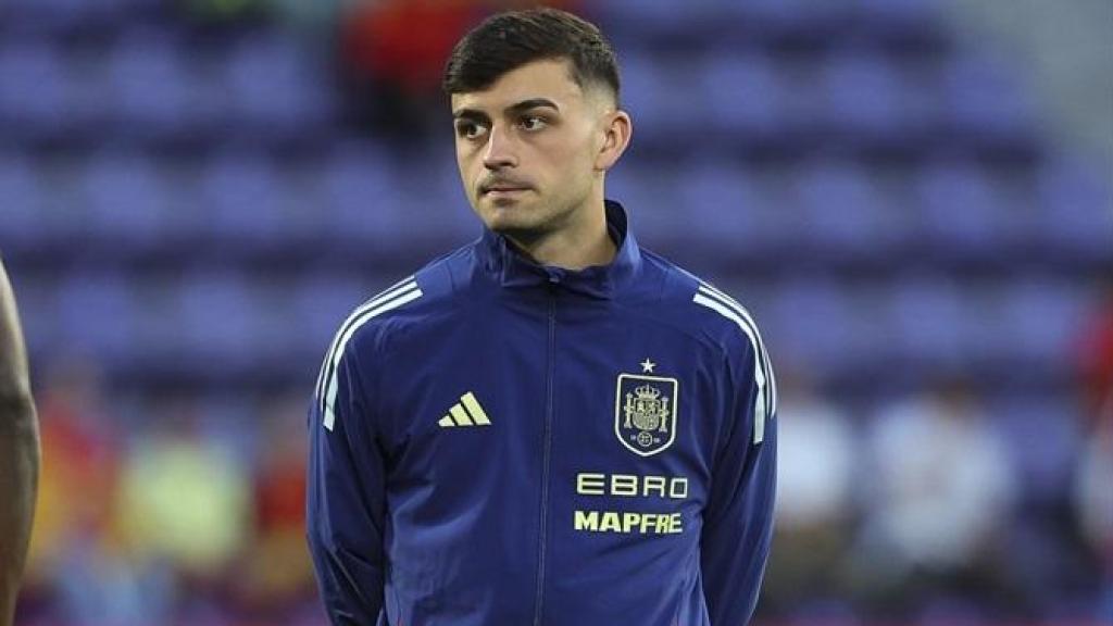 Pedri González, antes de un partido con la Selección