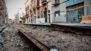 Imagen de la vía desenterrada en Barcelona