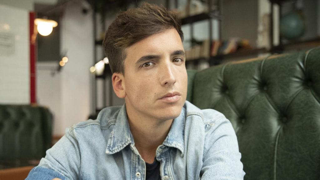 Xuso Jones en un posado oficial.