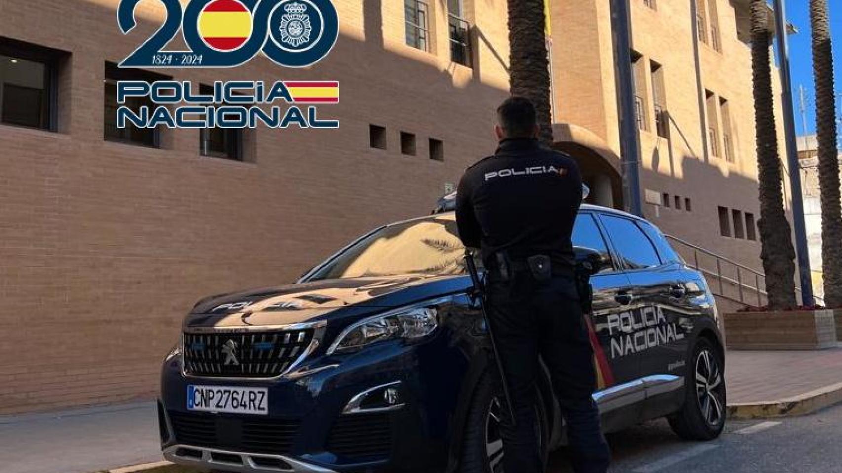 La policía nacional en Orihuela.