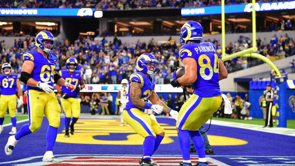 Jugadores de Los Angeles Rams durante un partido de la NFL