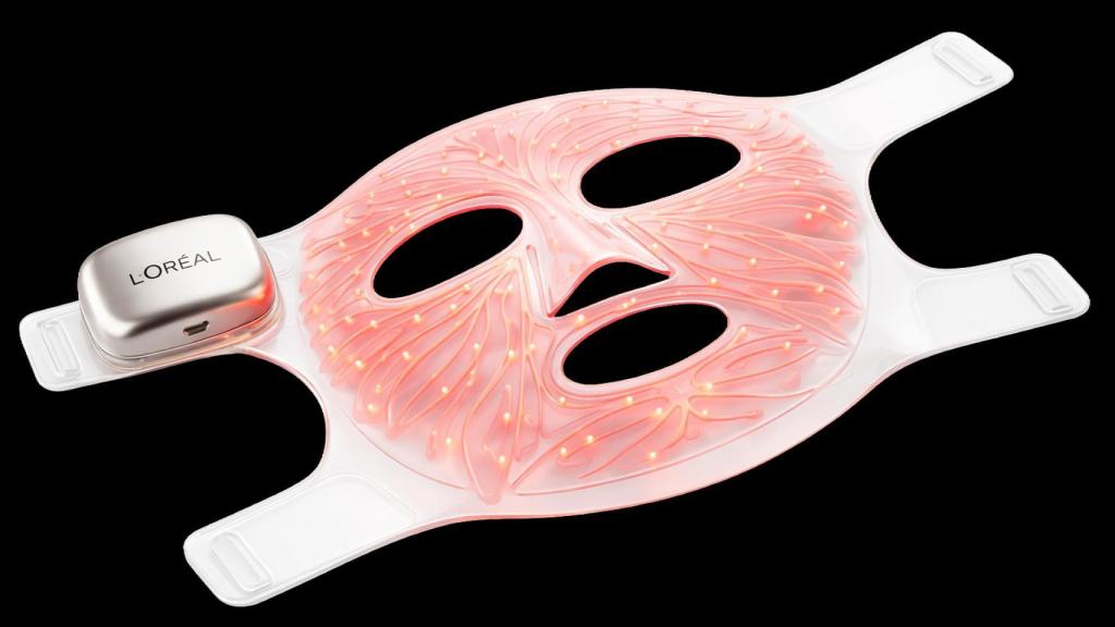 L’Oréal LED Face Mask.