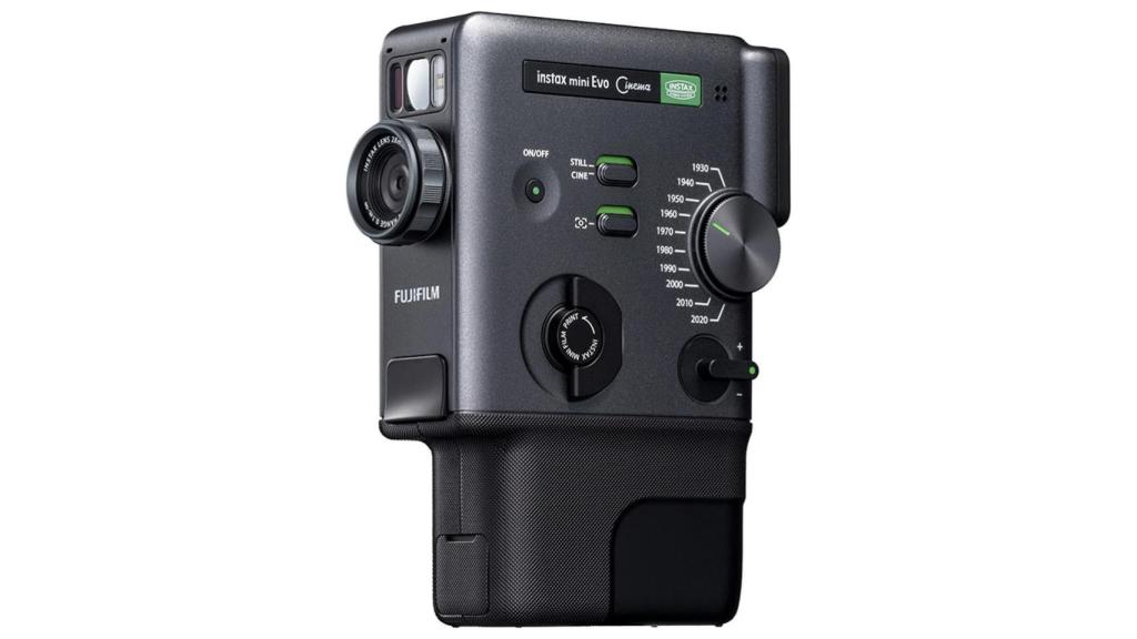 instax mini Evo Cinema.