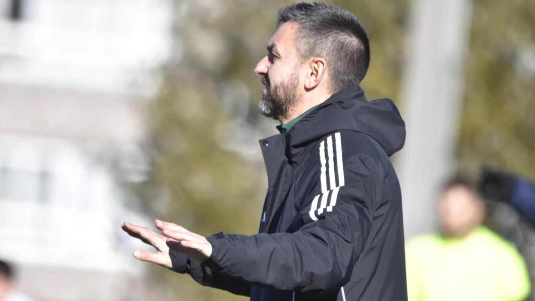 Michel Alonso se hace cargo de forma interina del Racing de Ferrol.