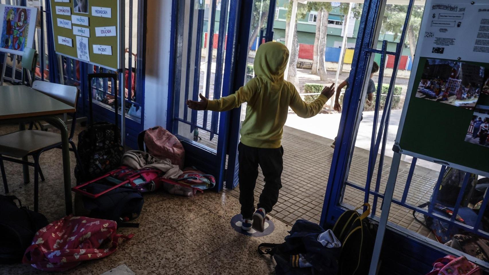 Colegios en la zona cero de la dana. Rober Solsona / Europa Press