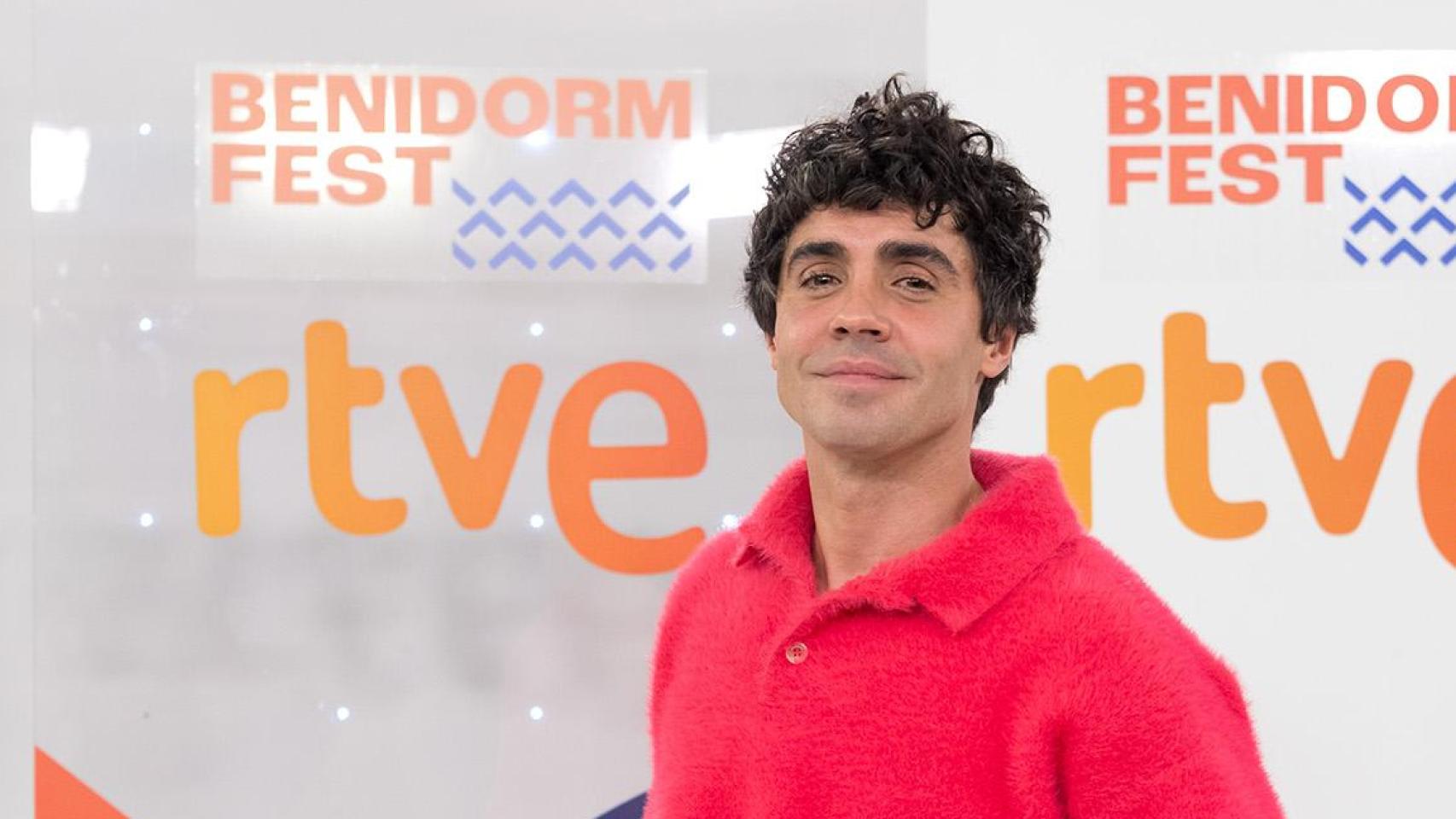 Javier Ambrossi es uno de los presentadores del Benidorm Fest 2026.